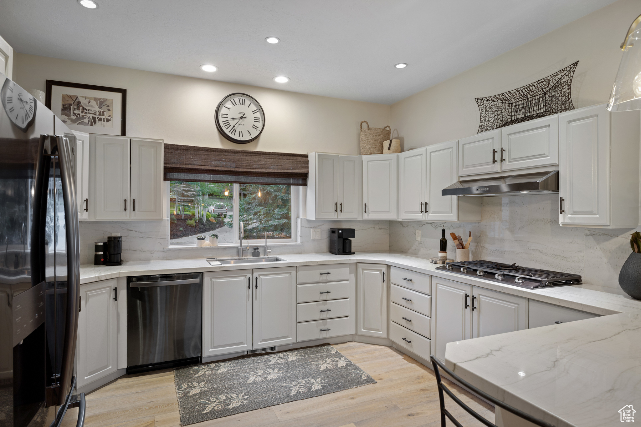 3605 W WRANGLER WAY