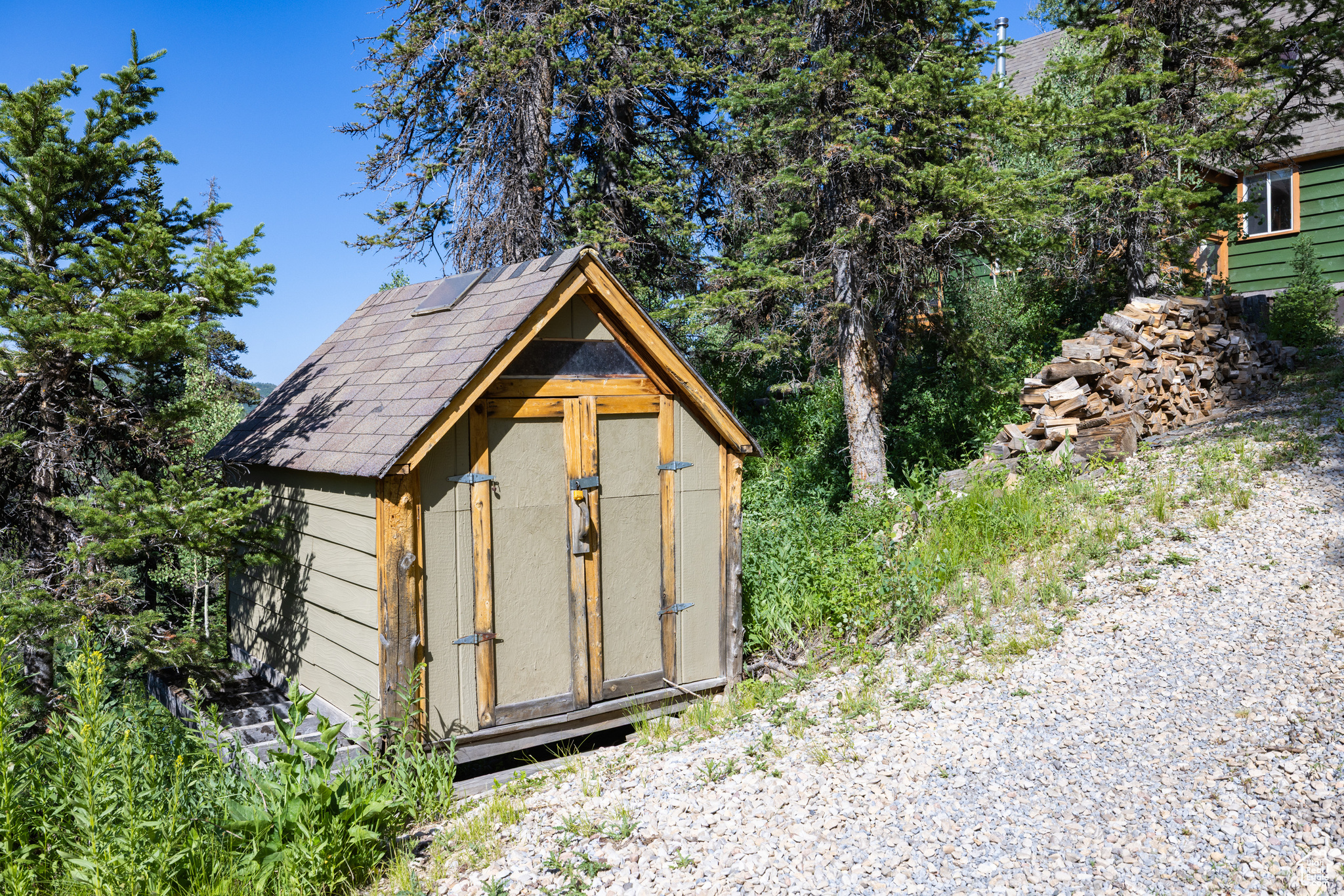 1519 PINE NEEDLE CIR