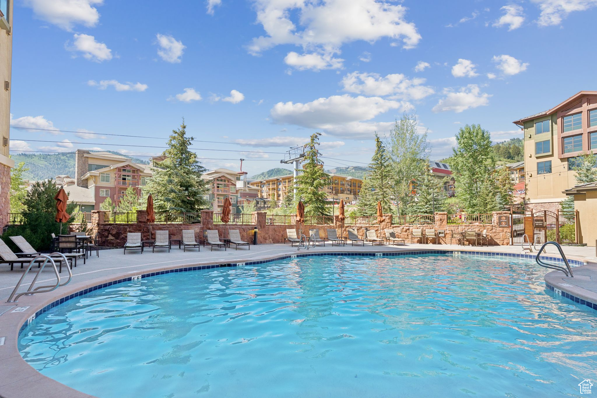 3855 N GRAND SUMMIT DR #550