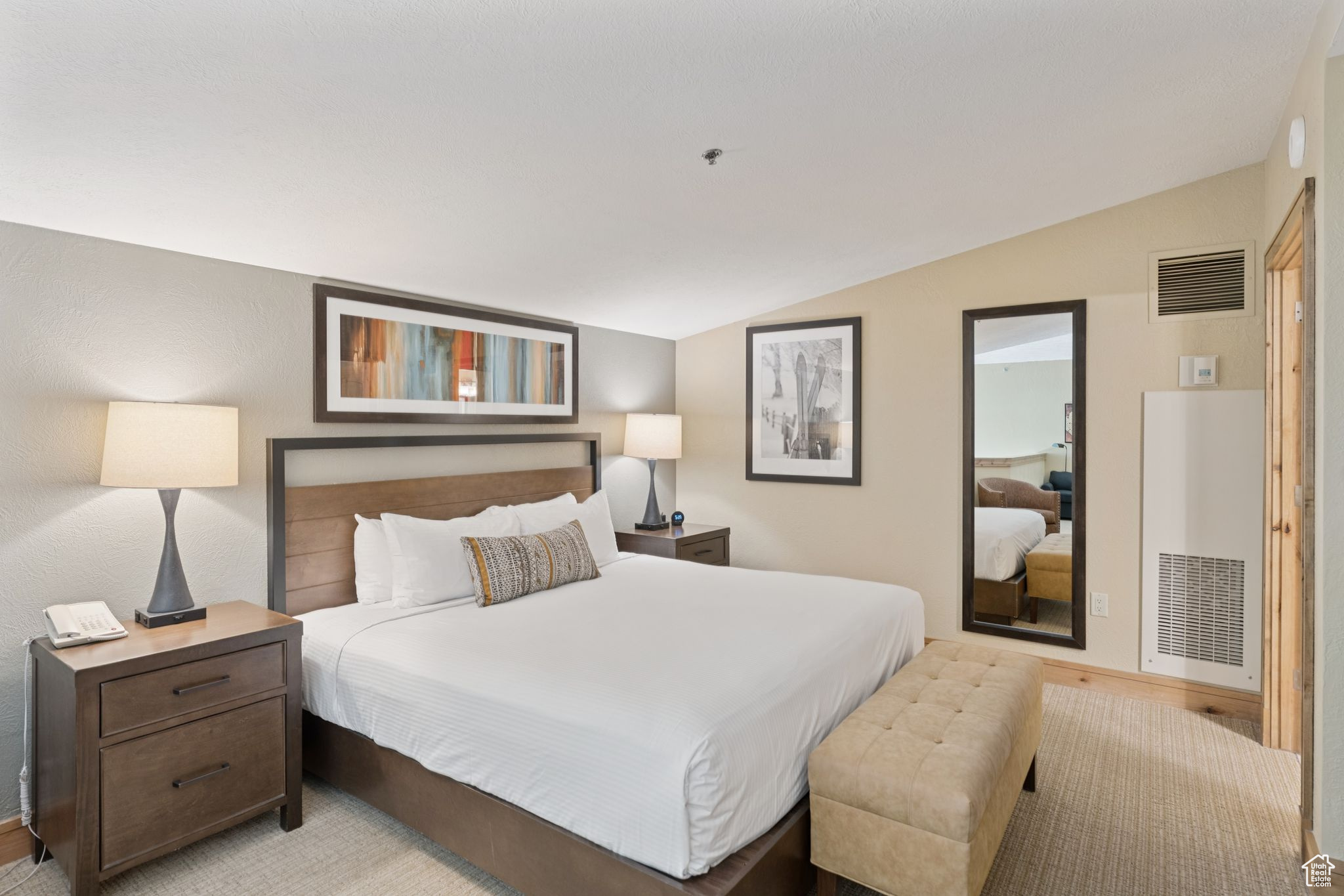 3855 N GRAND SUMMIT DR #550