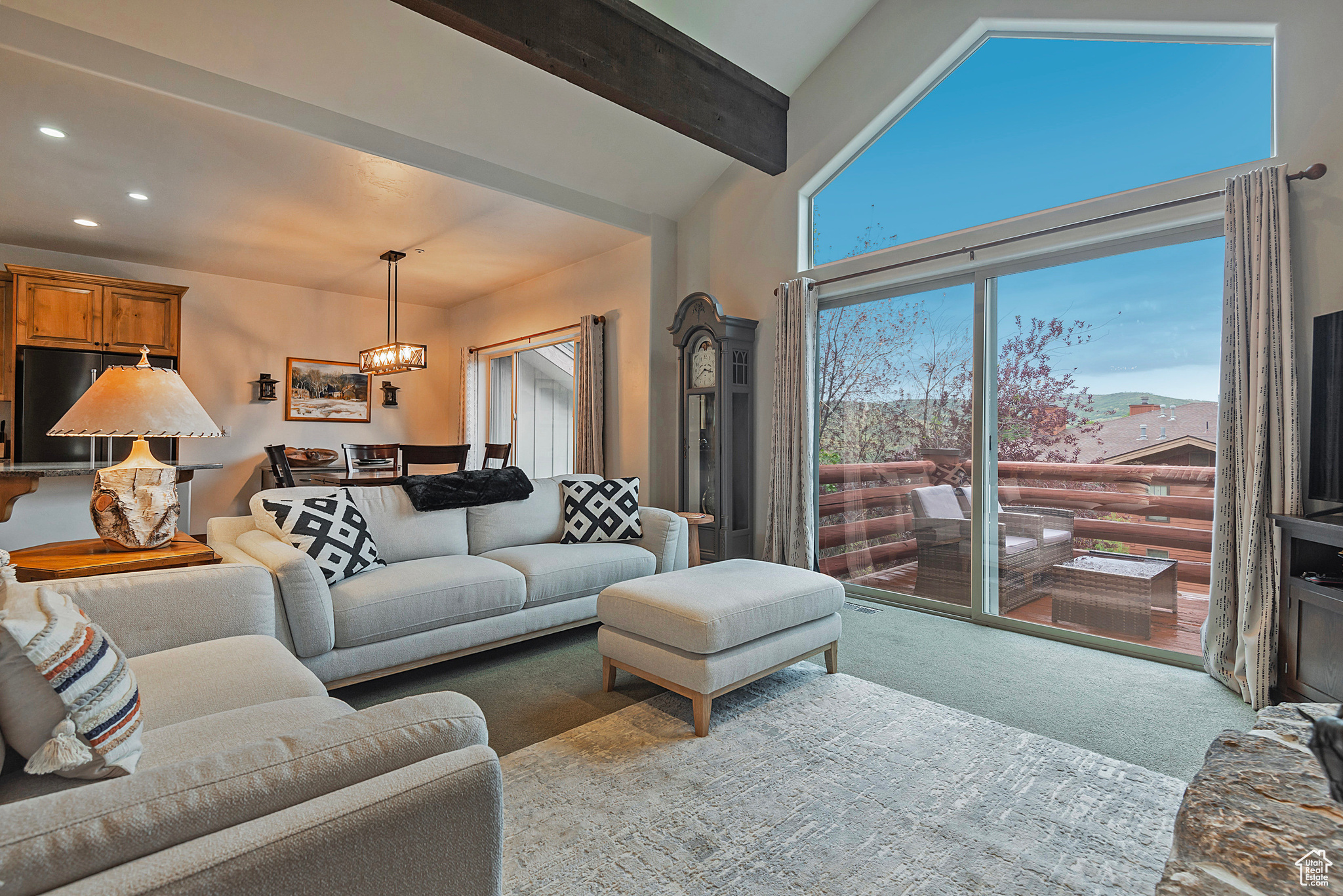 3388 CEDAR DR