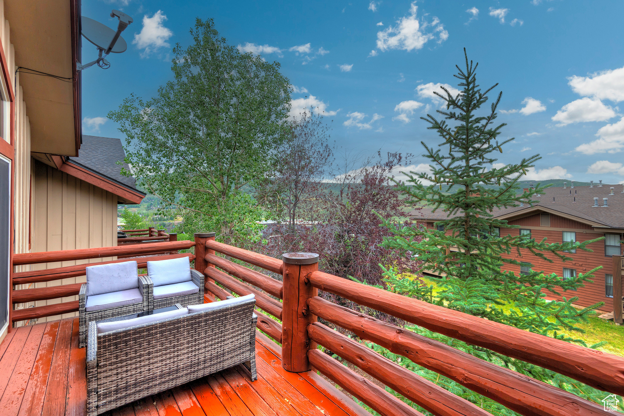 3388 CEDAR DR