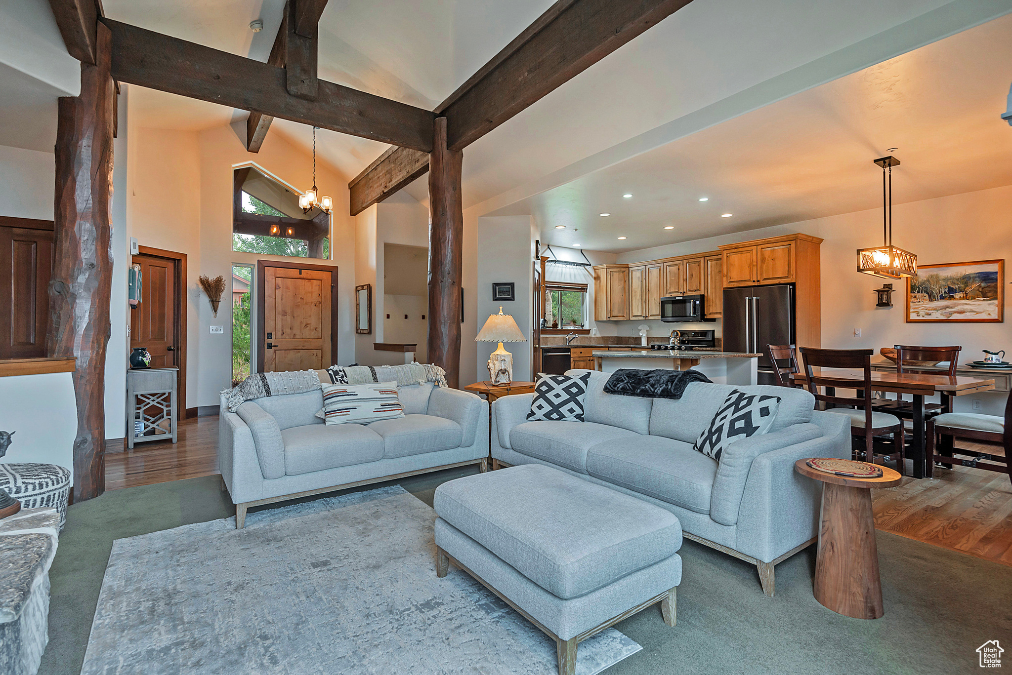 3388 CEDAR DR