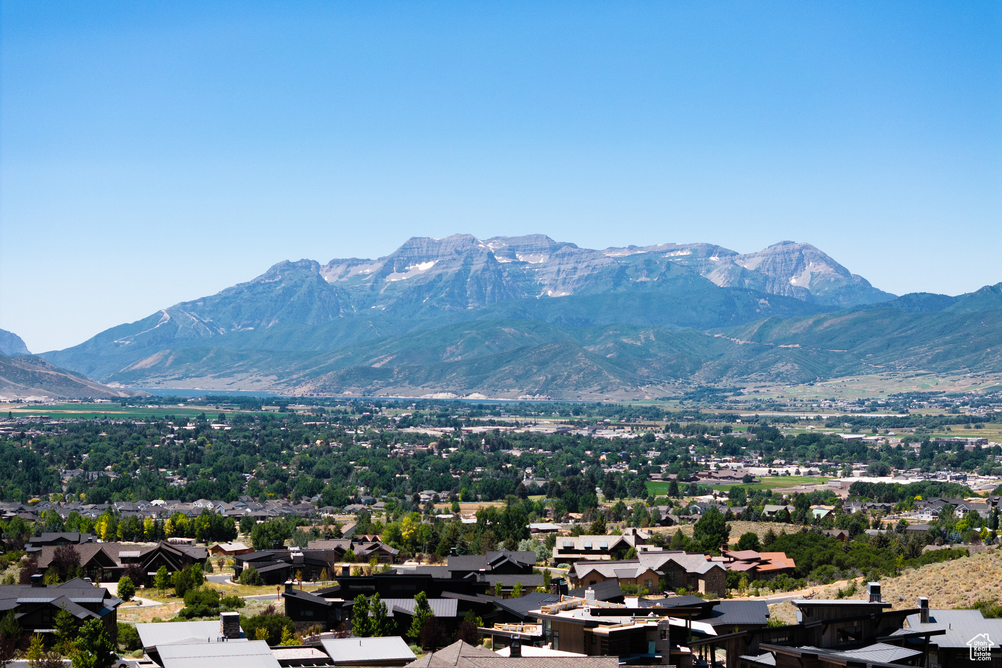 1606 N CHIMNEY ROCK RD