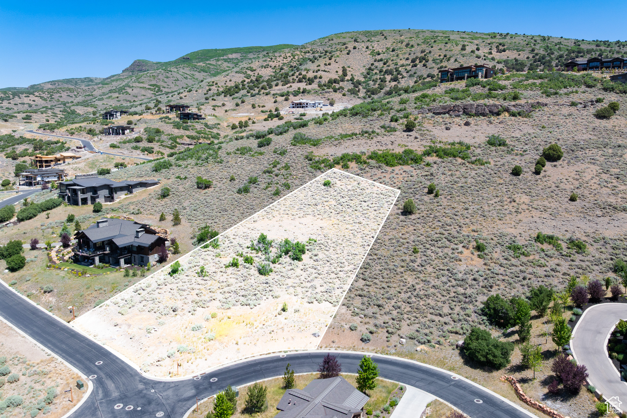 1606 N CHIMNEY ROCK RD