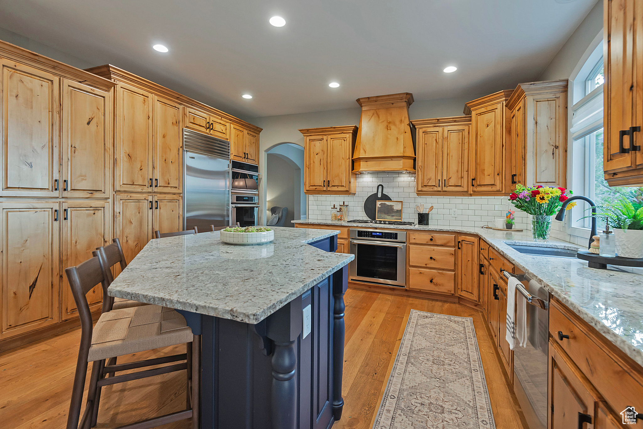 2089 E ROCKLIN DR