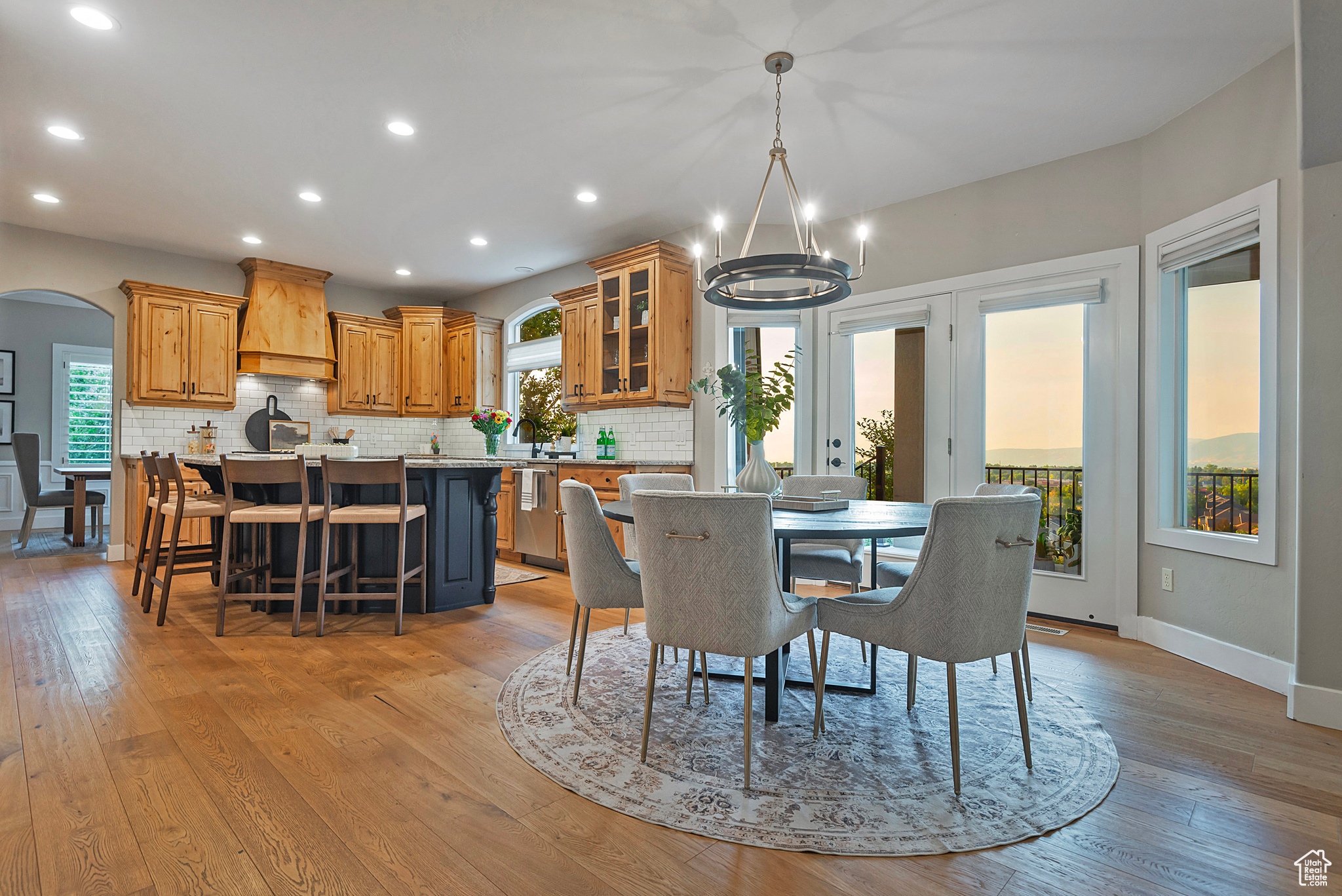 2089 E ROCKLIN DR