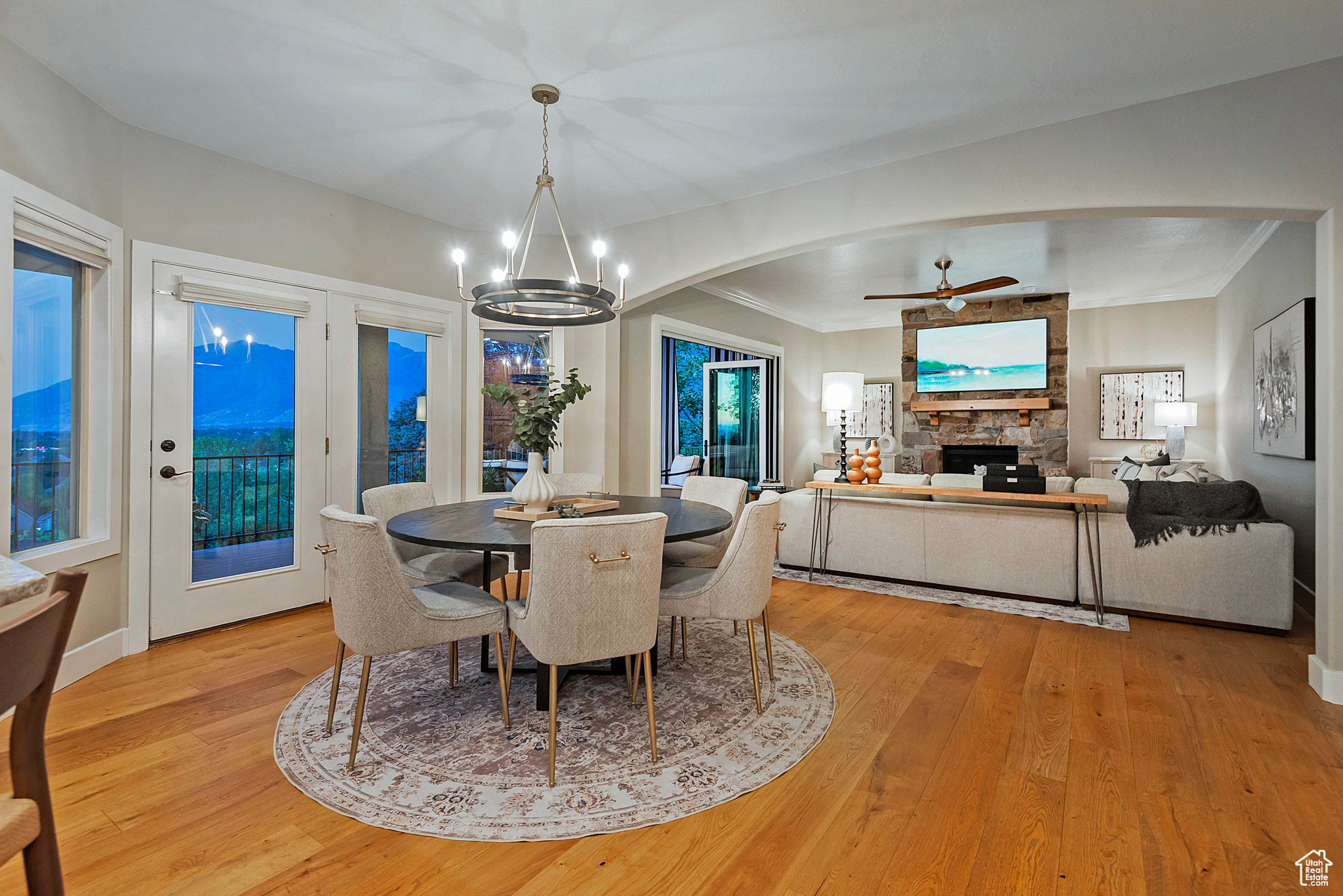 2089 E ROCKLIN DR
