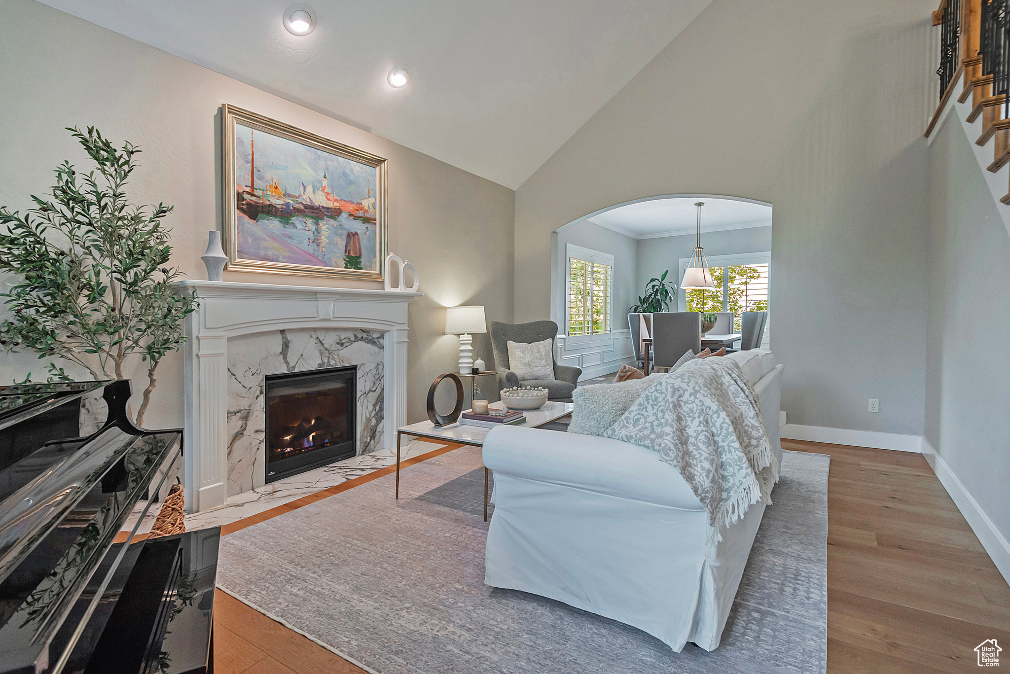 2089 E ROCKLIN DR