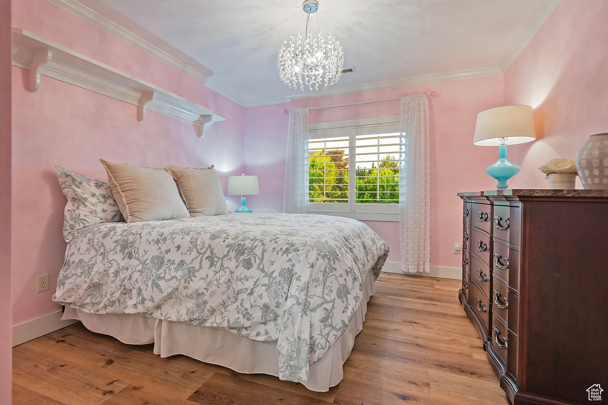 2089 E ROCKLIN DR