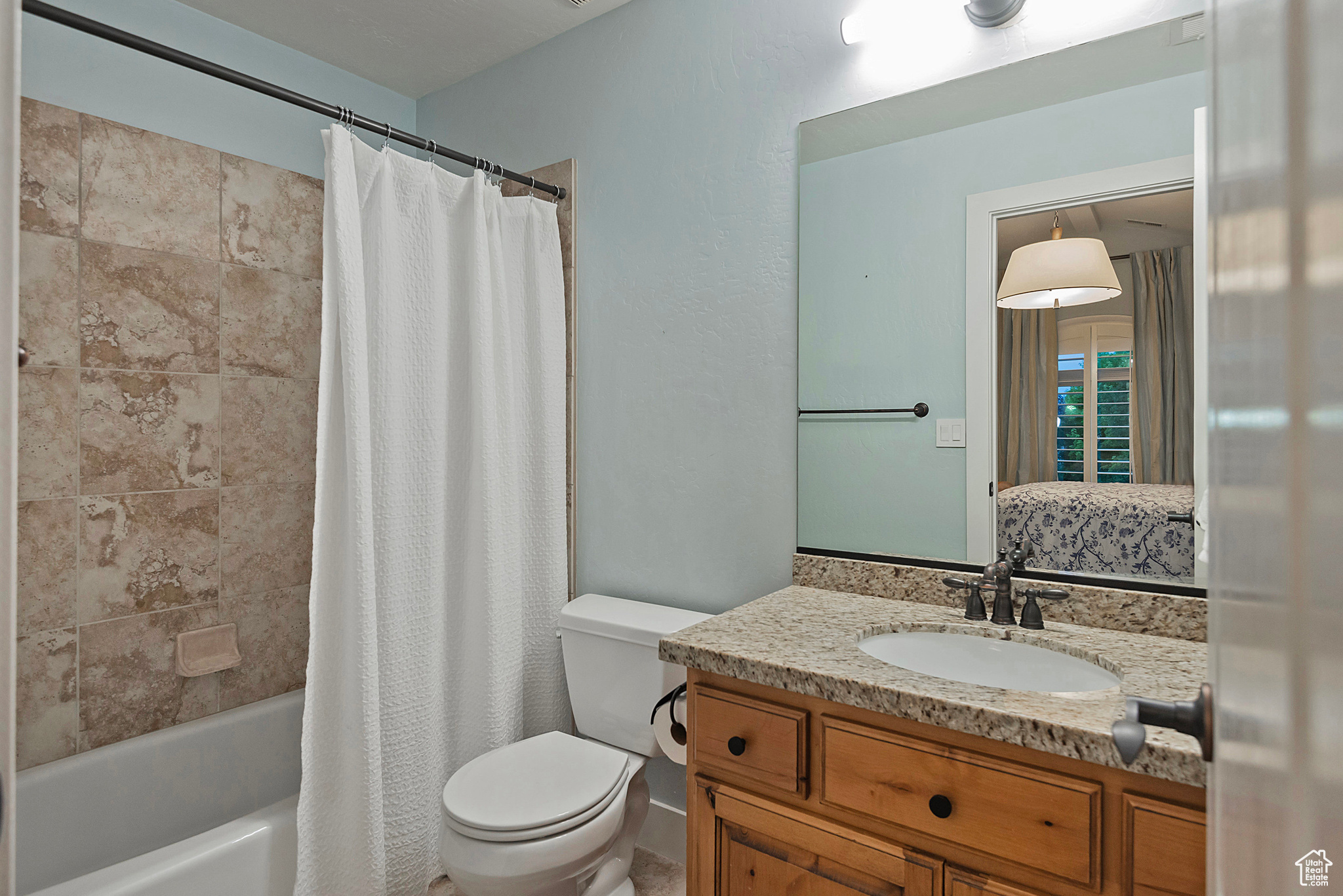2089 E ROCKLIN DR