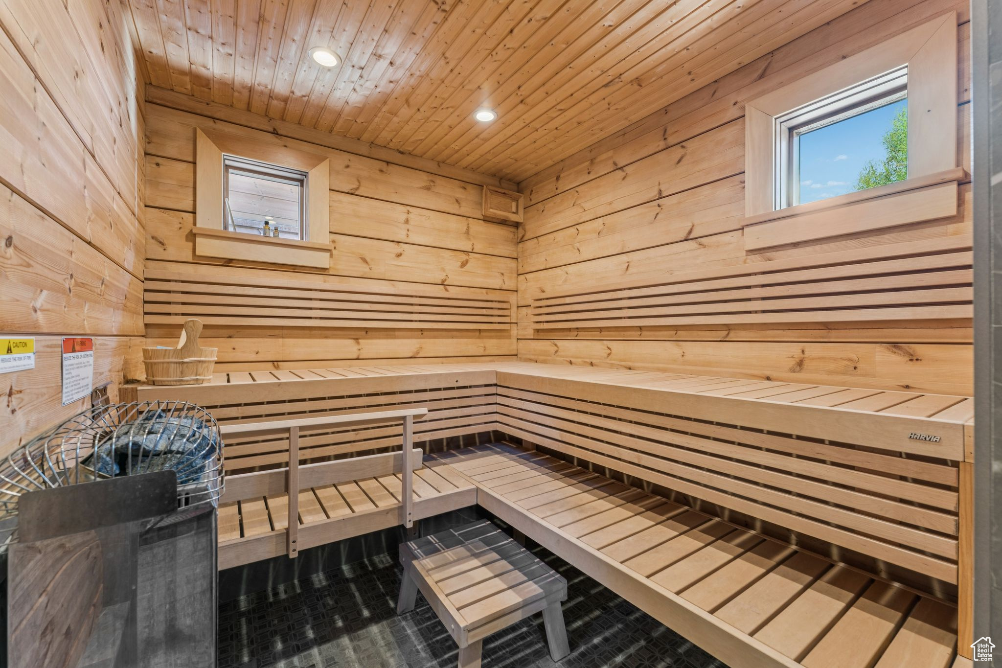 6336 E EVENING STAR DR