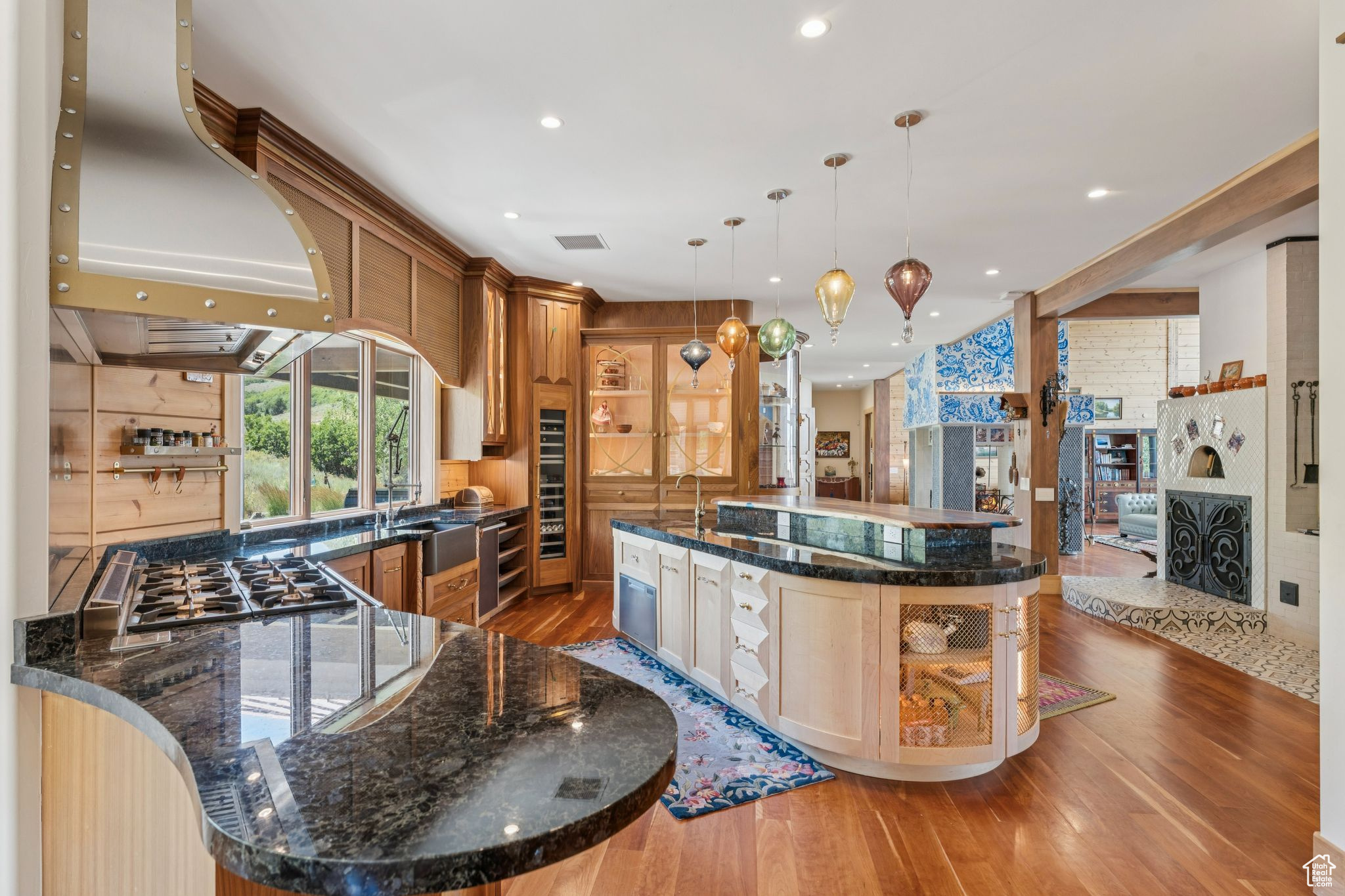 6336 E EVENING STAR DR