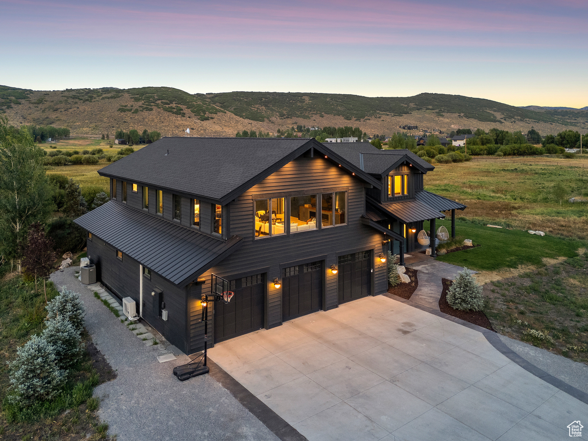 4746 OLD MEADOW LN