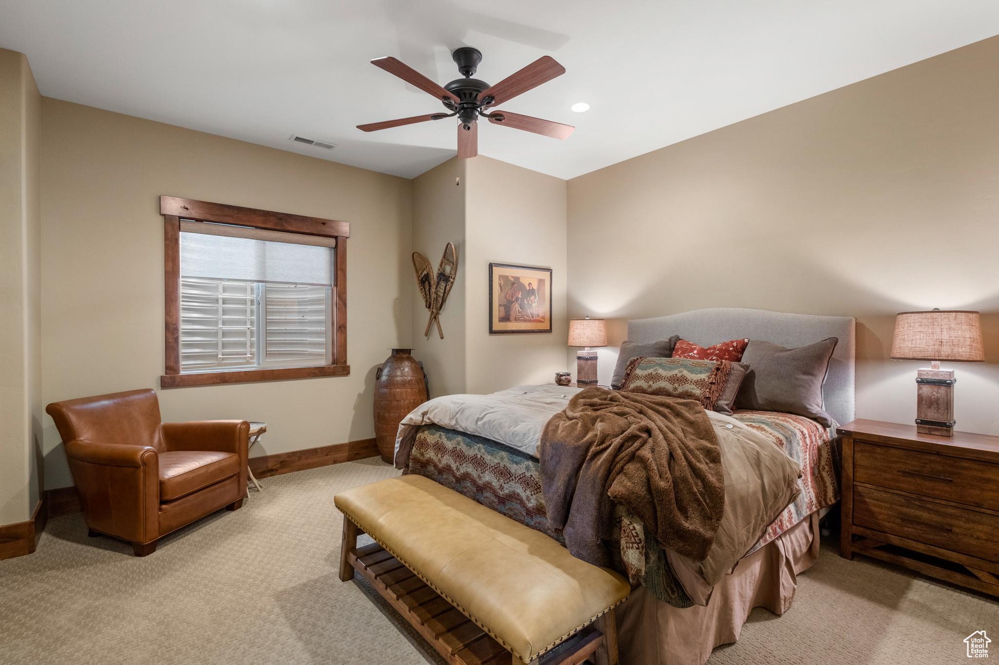 1738 E VIEWSIDE CIR