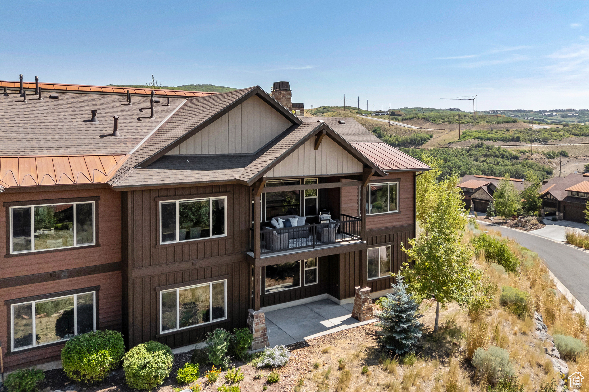 1738 E VIEWSIDE CIR