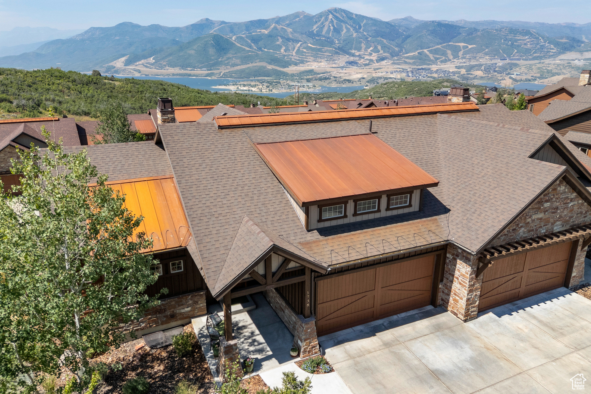 1738 E VIEWSIDE CIR