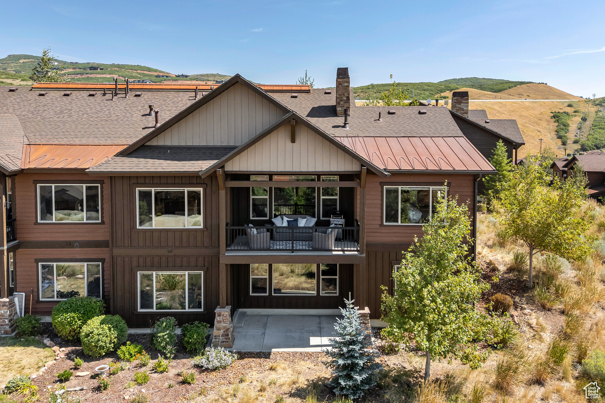 1738 E VIEWSIDE CIR