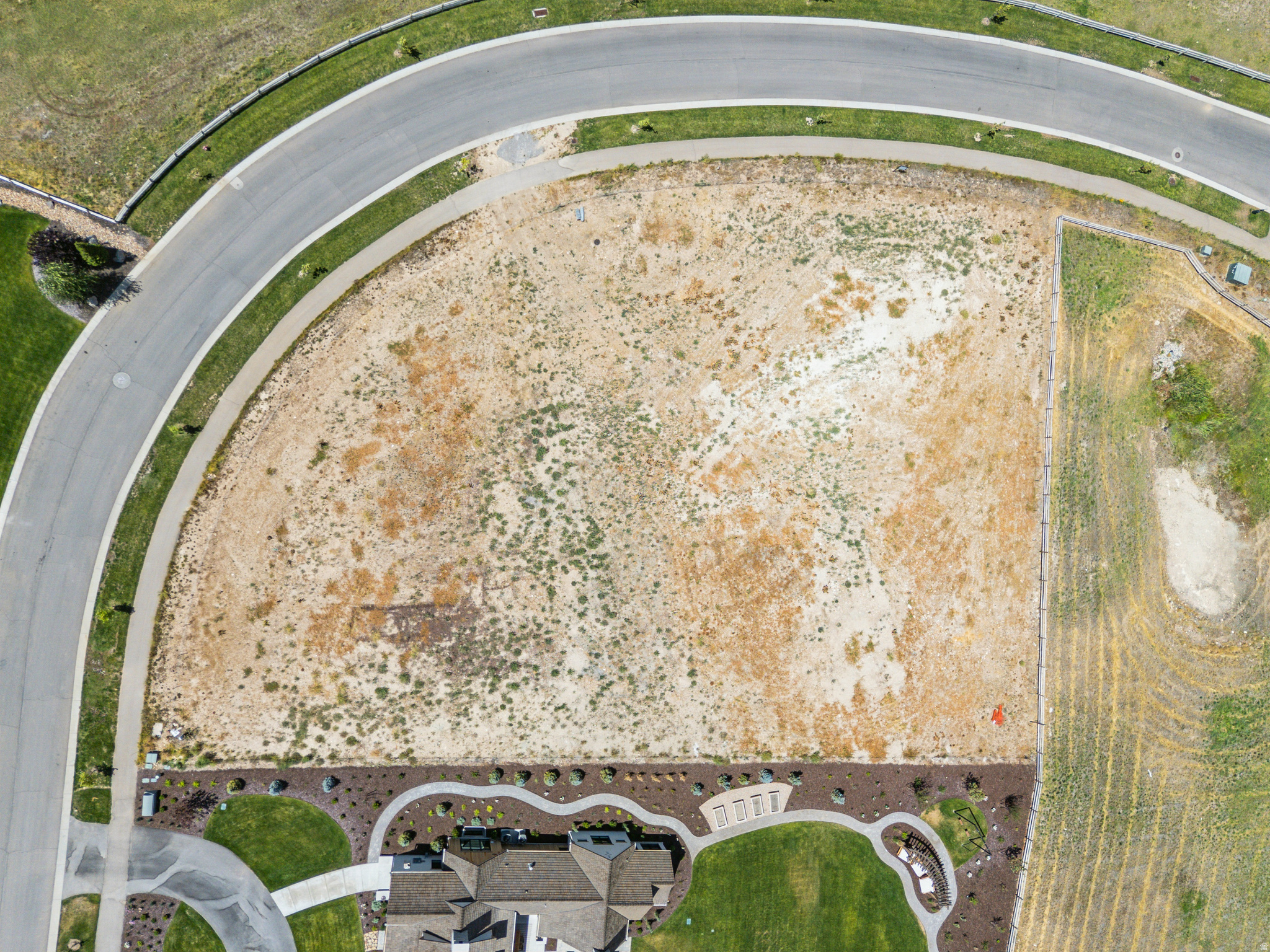 358 N WHITAKER FARM WAY