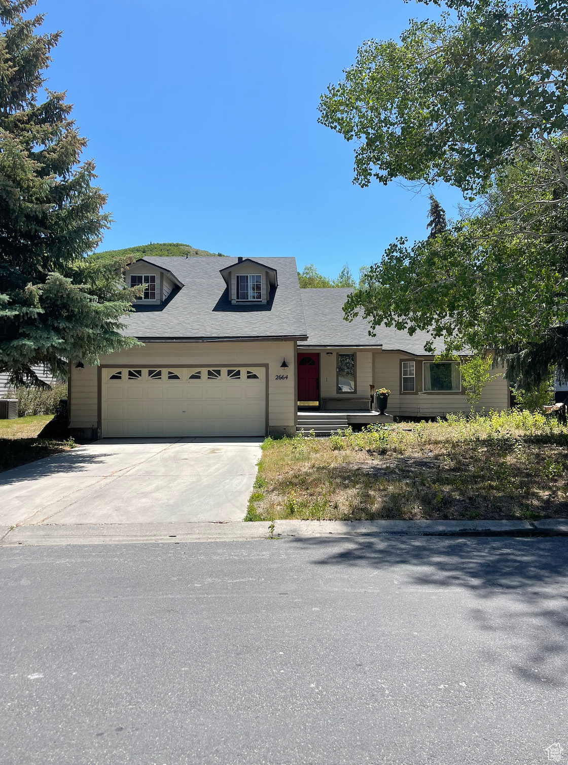2664 ANNIE OAKLEY DR