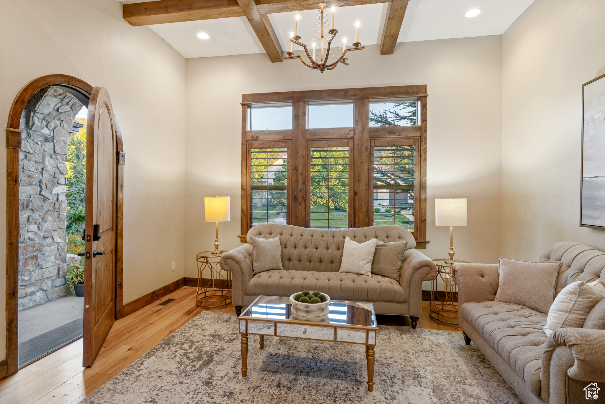 1867 E HARVEST OAK CIR