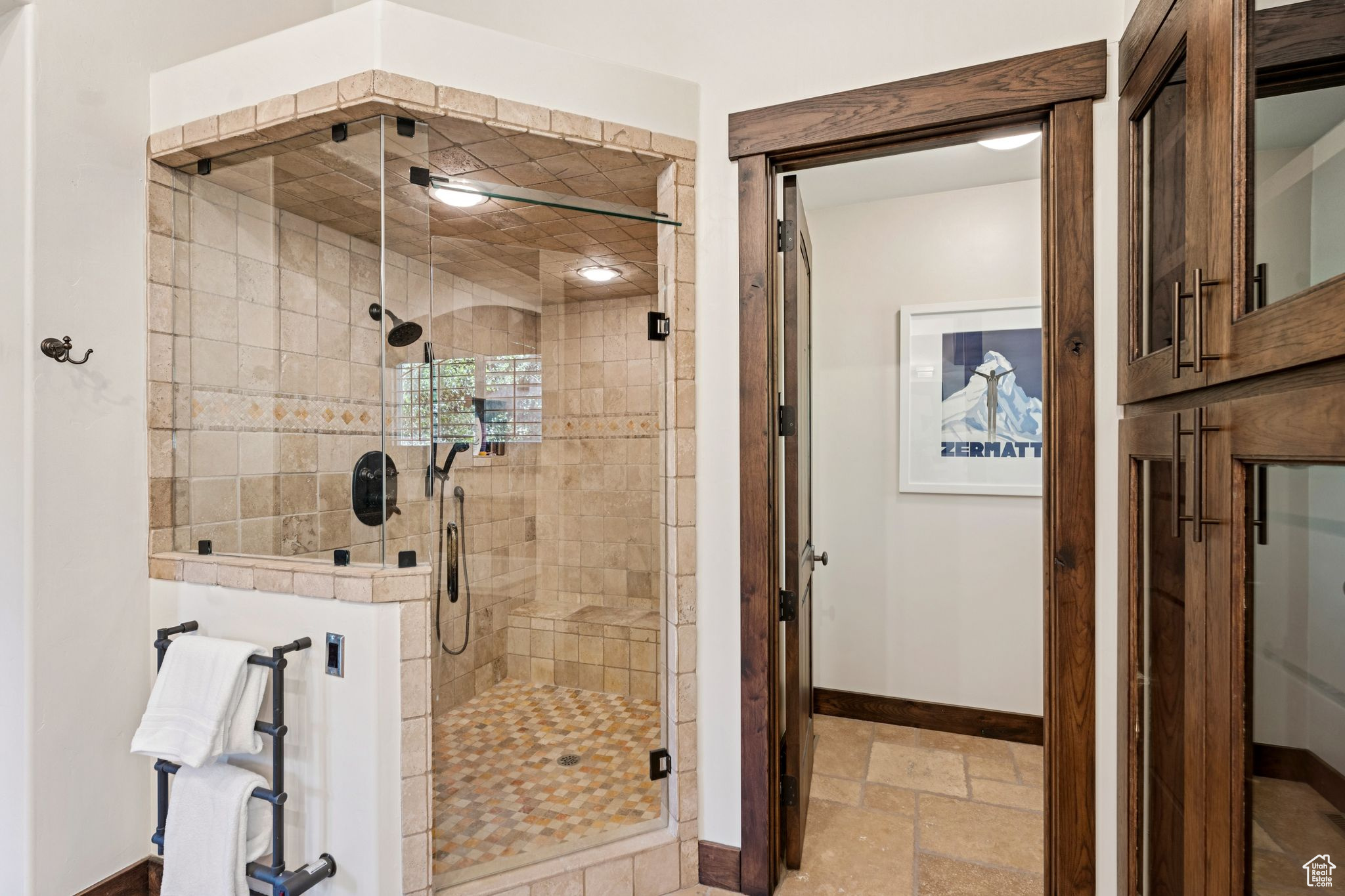 2510 QUEEN ESTHER DR