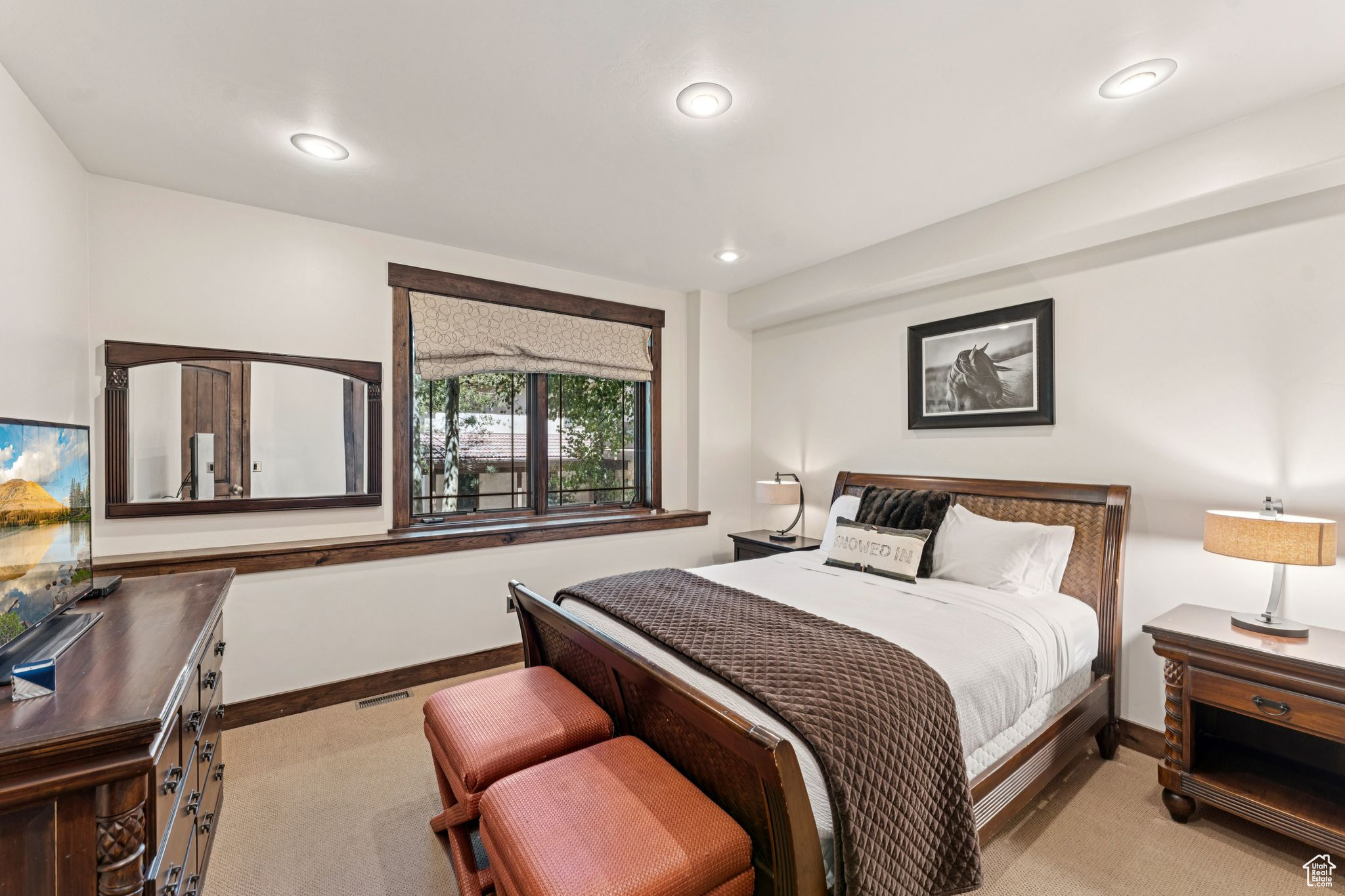 2510 QUEEN ESTHER DR