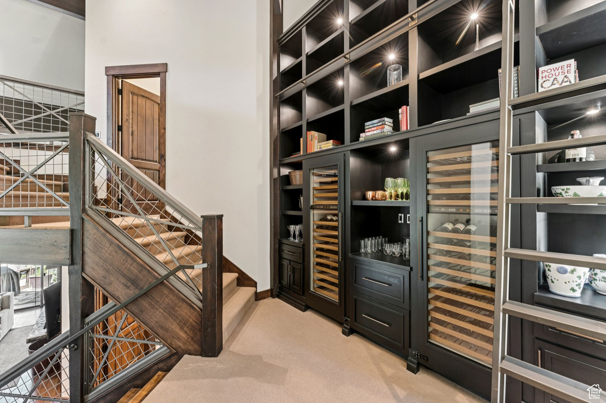 2510 QUEEN ESTHER DR