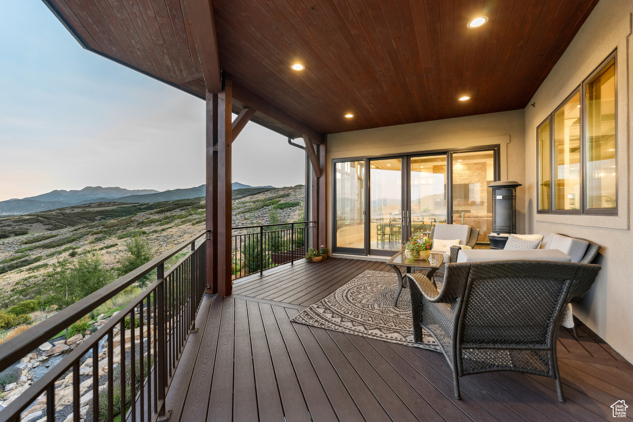 2681 RIVER MEADOWS DR