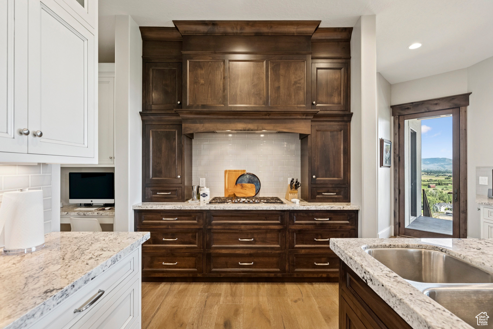 2681 RIVER MEADOWS DR