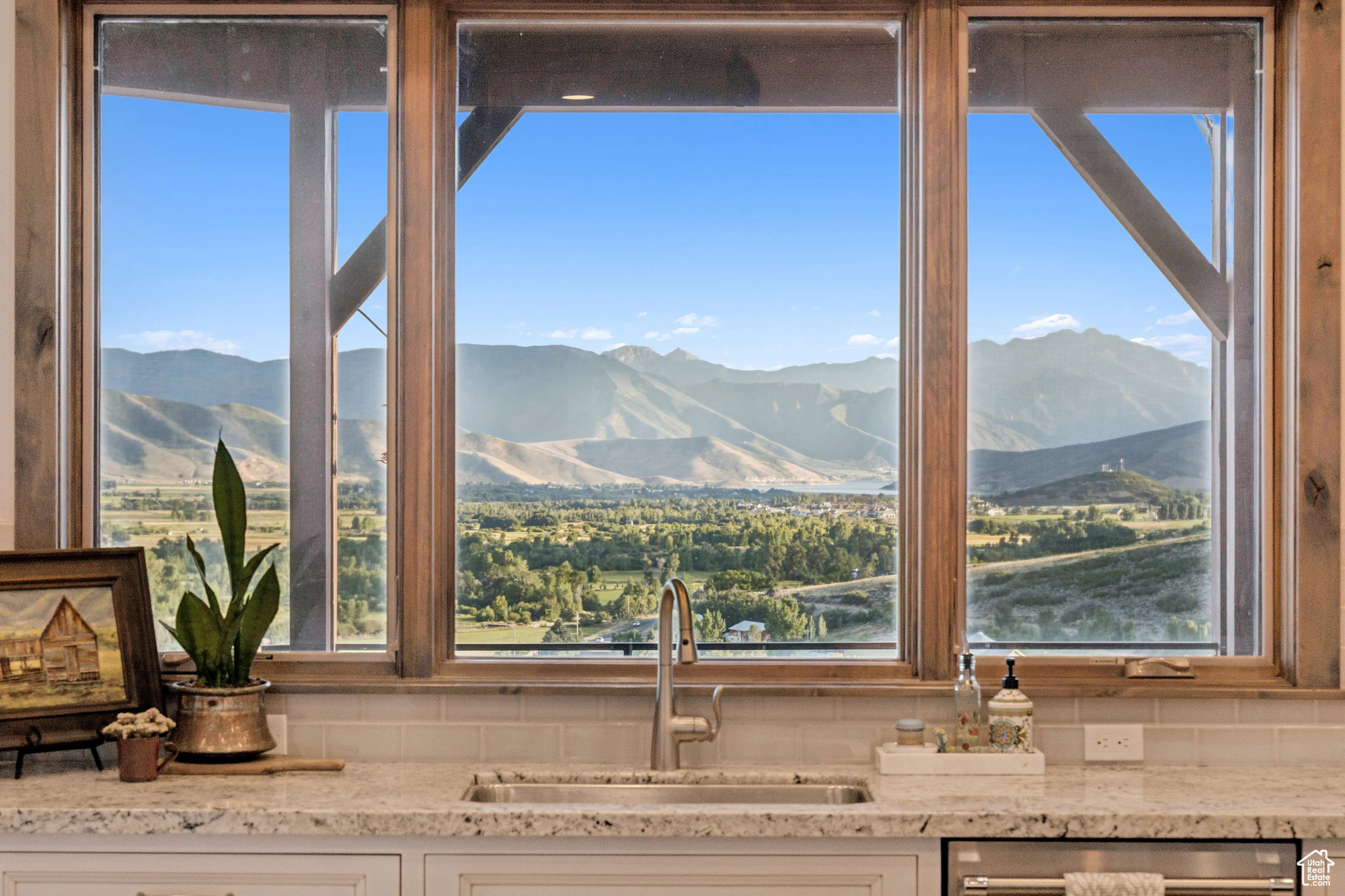 2681 RIVER MEADOWS DR