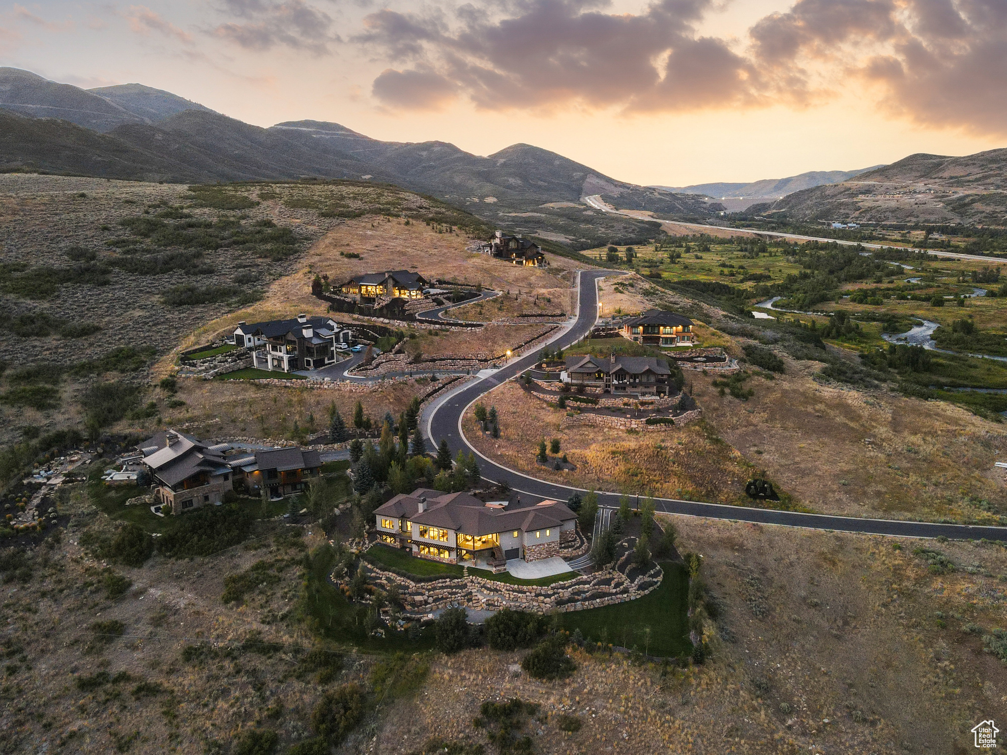 2681 RIVER MEADOWS DR