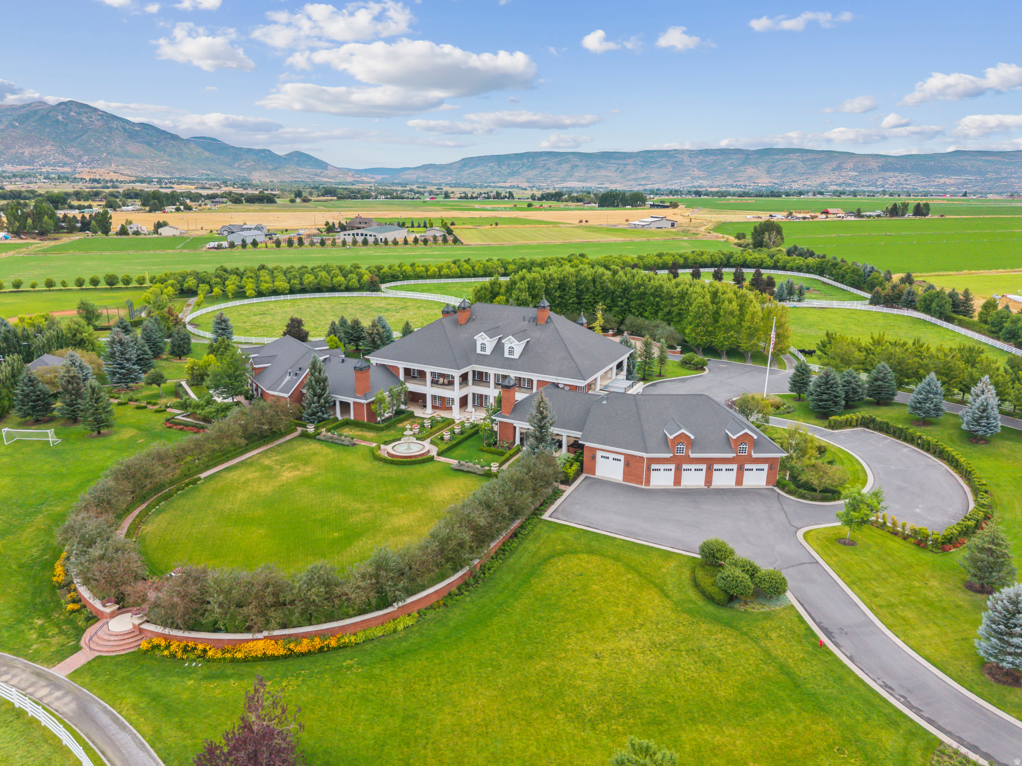2344 W 3000 S