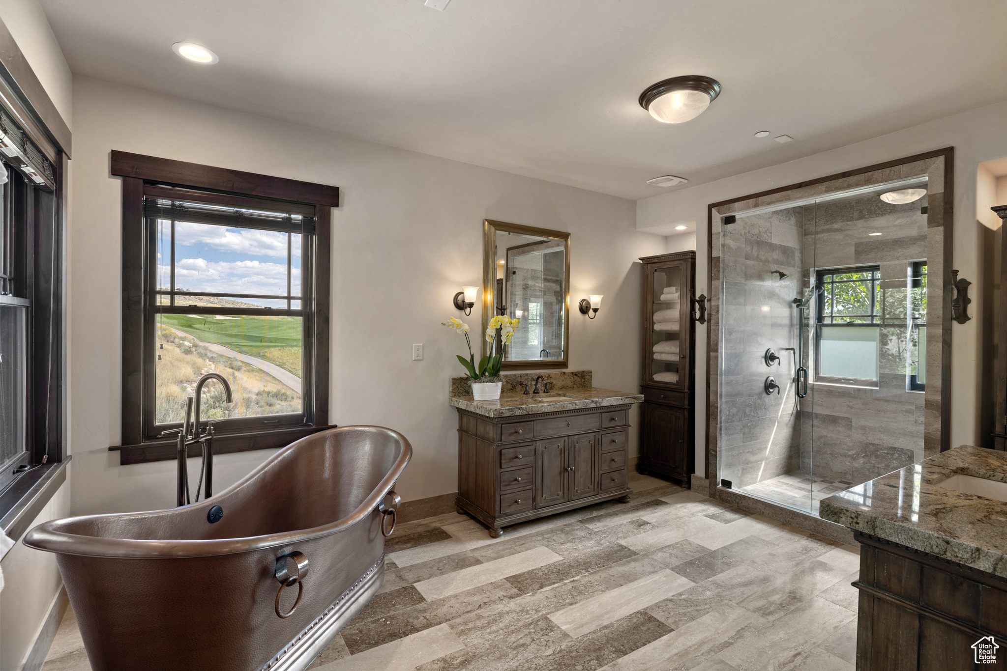 3212 E BROKERN SPEAR TRL