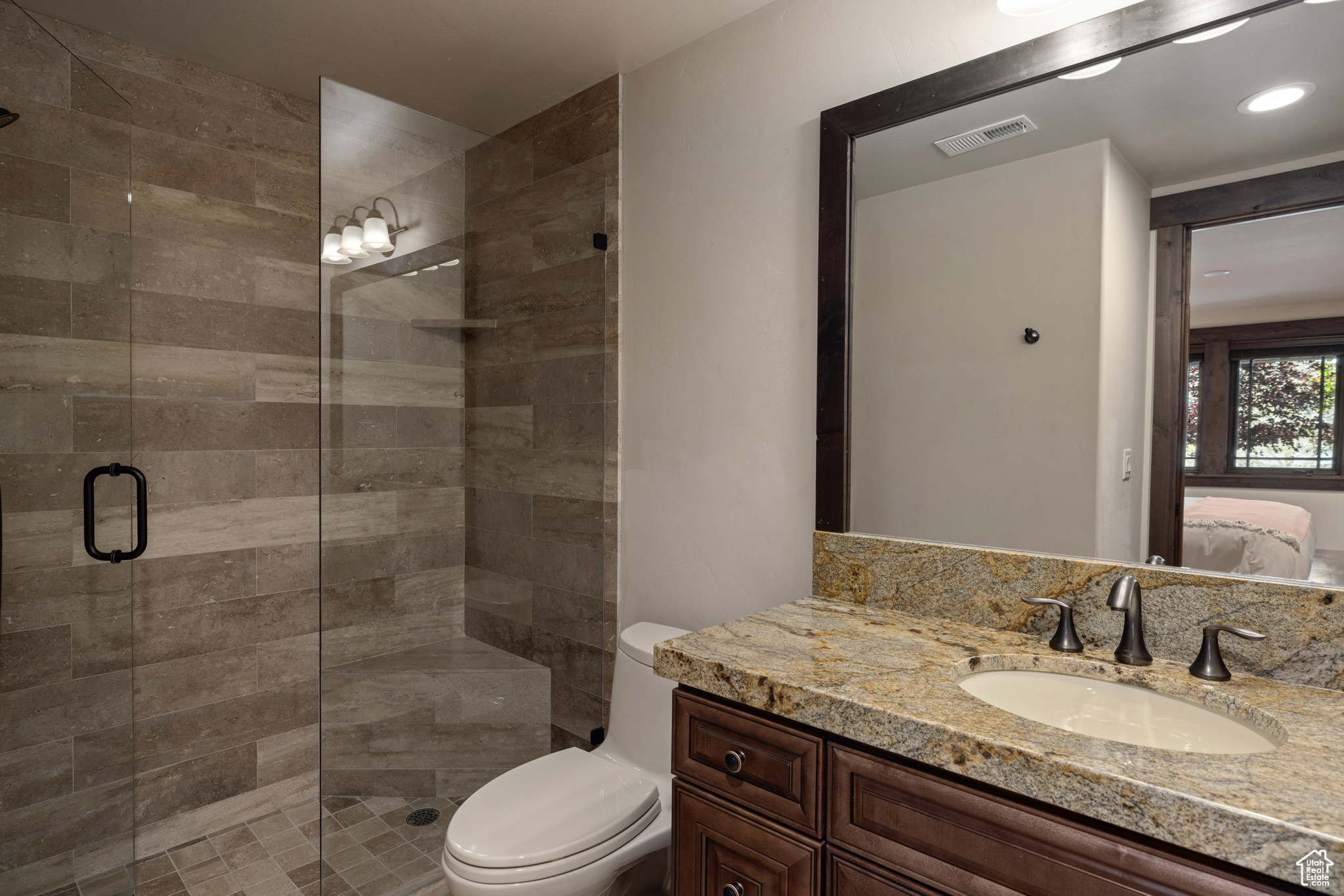 3212 E BROKERN SPEAR TRL