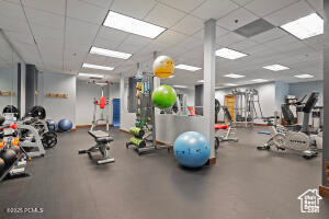 3855 GRAND SUMMIT DR #702 Q3