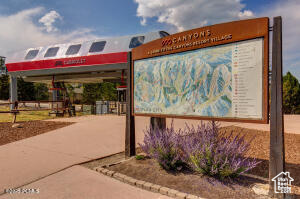 3855 GRAND SUMMIT DR #702 Q3