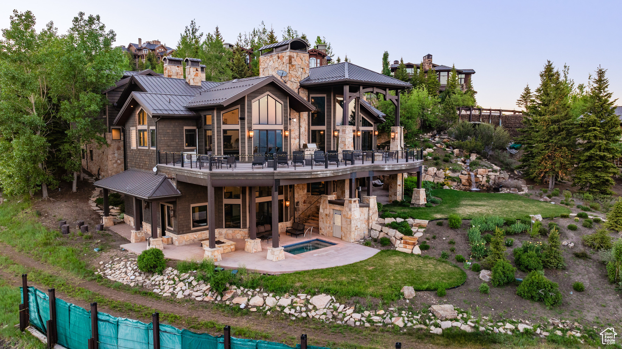 9985 SUMMIT VIEW DR