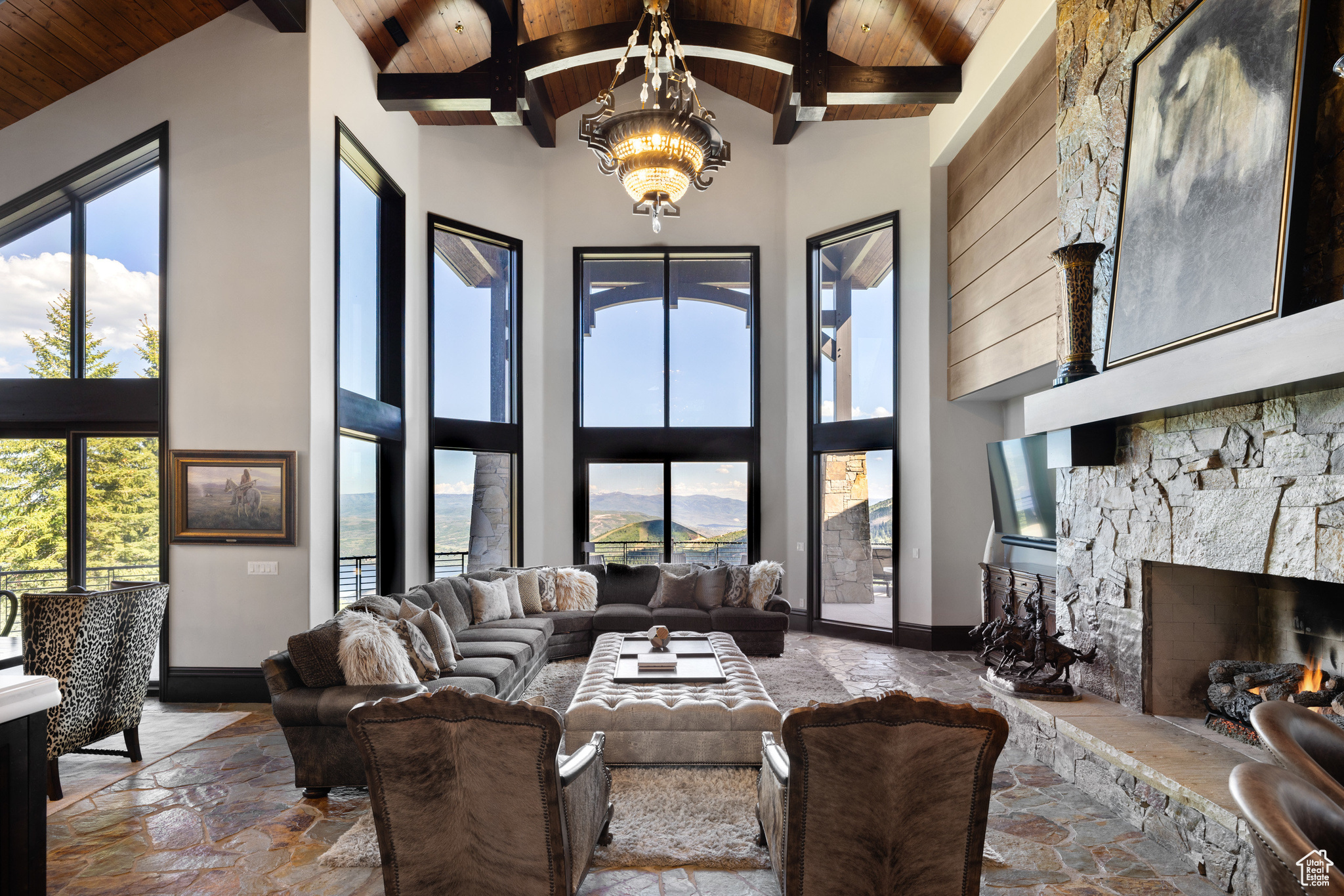 9985 SUMMIT VIEW DR