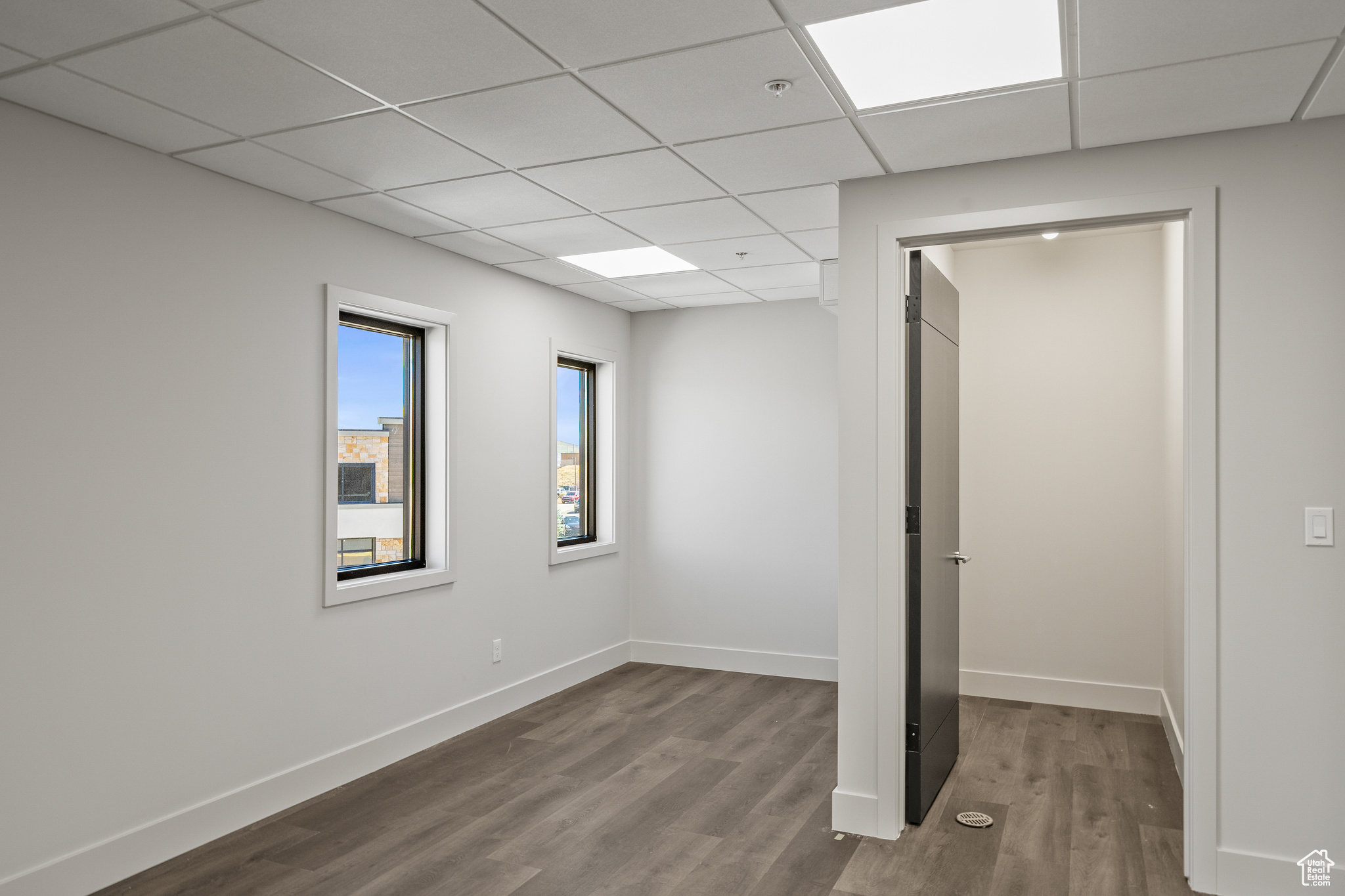 4554 N FORESTDALE DR