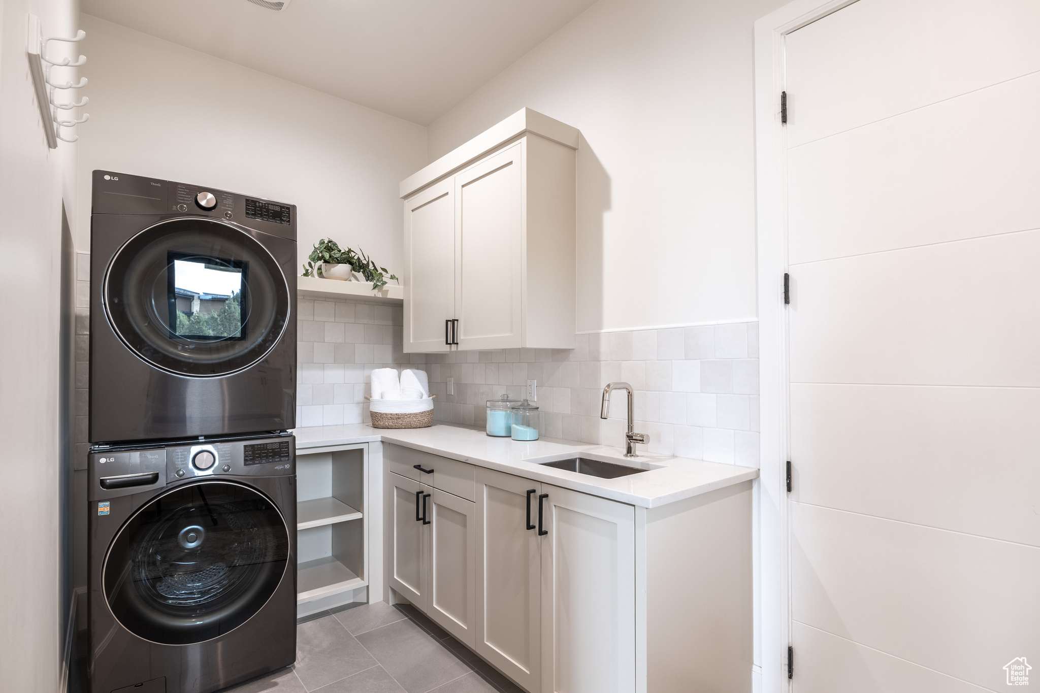 2317 E RED KNOB WAY #JH9