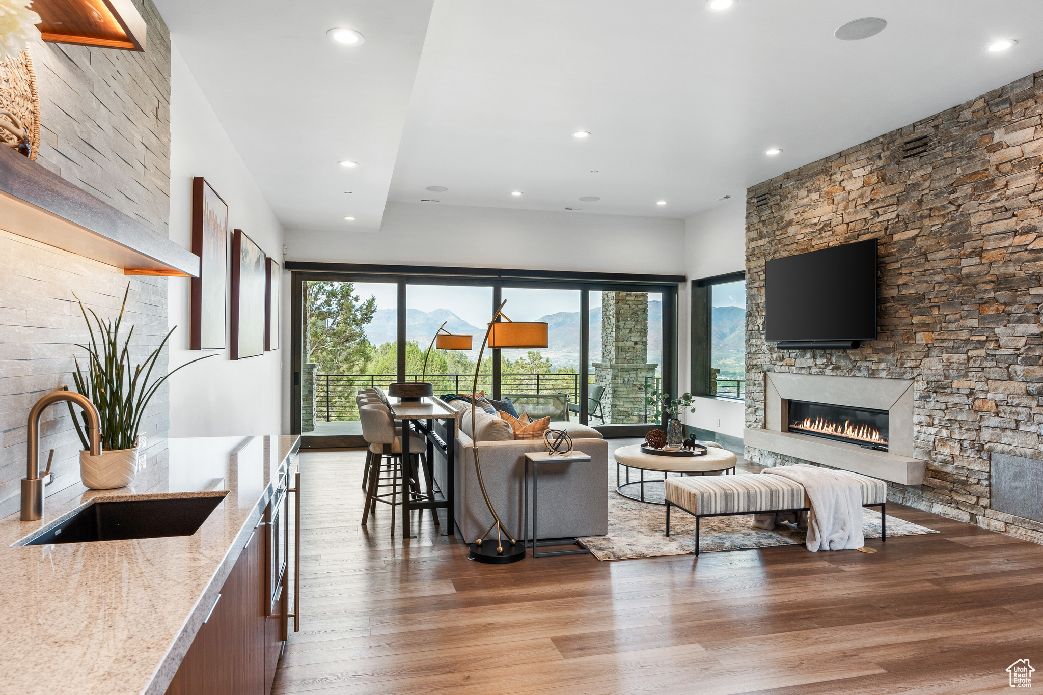 2446 E FLAT TOP MOUNTAIN DR #JH10