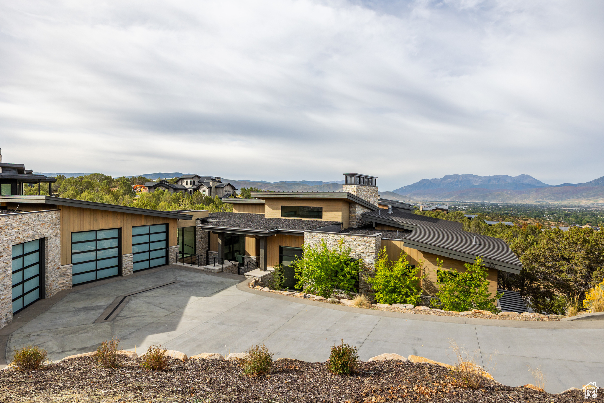 2446 E FLAT TOP MOUNTAIN DR #JH10