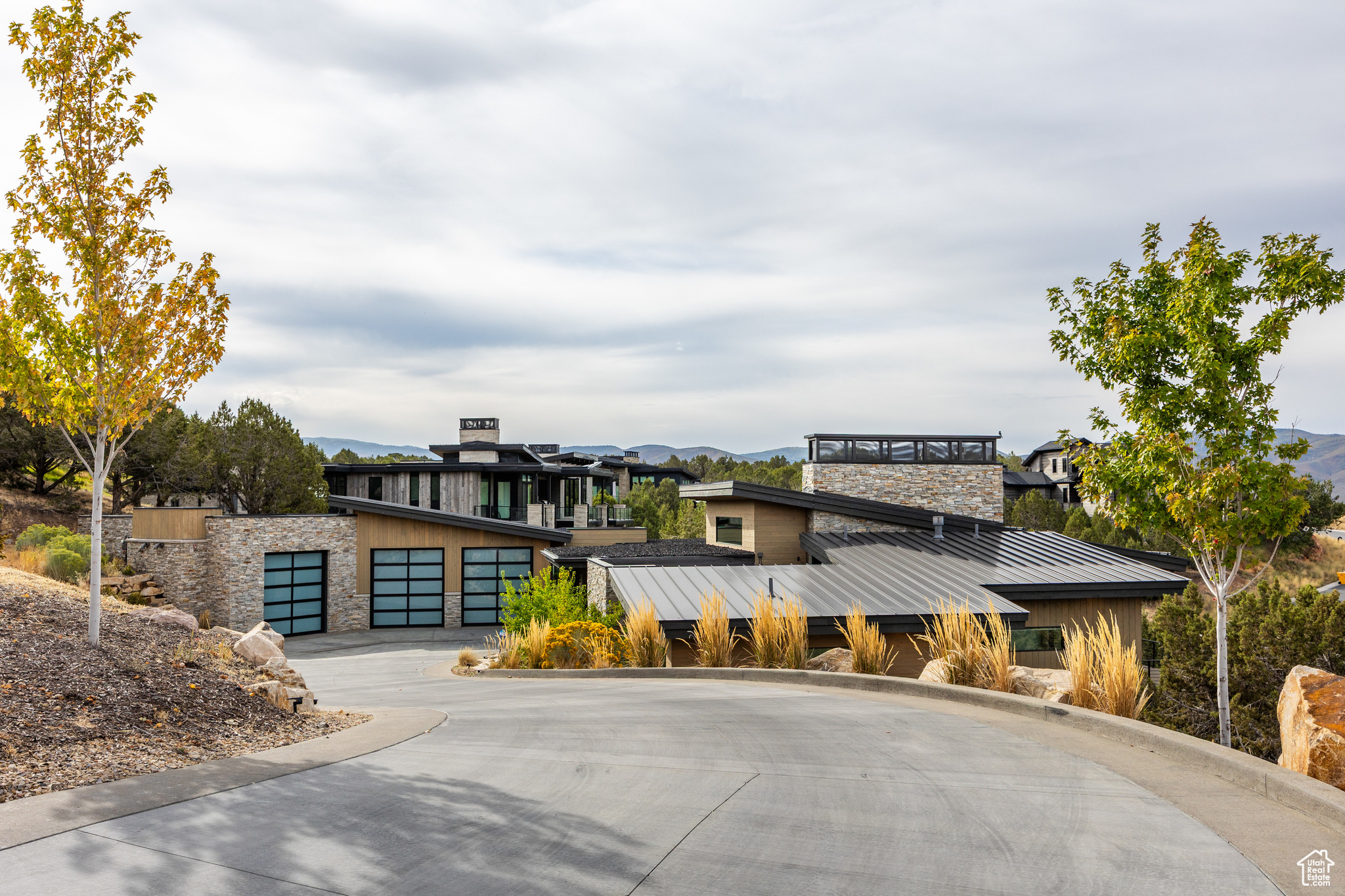 2446 E FLAT TOP MOUNTAIN DR #JH10