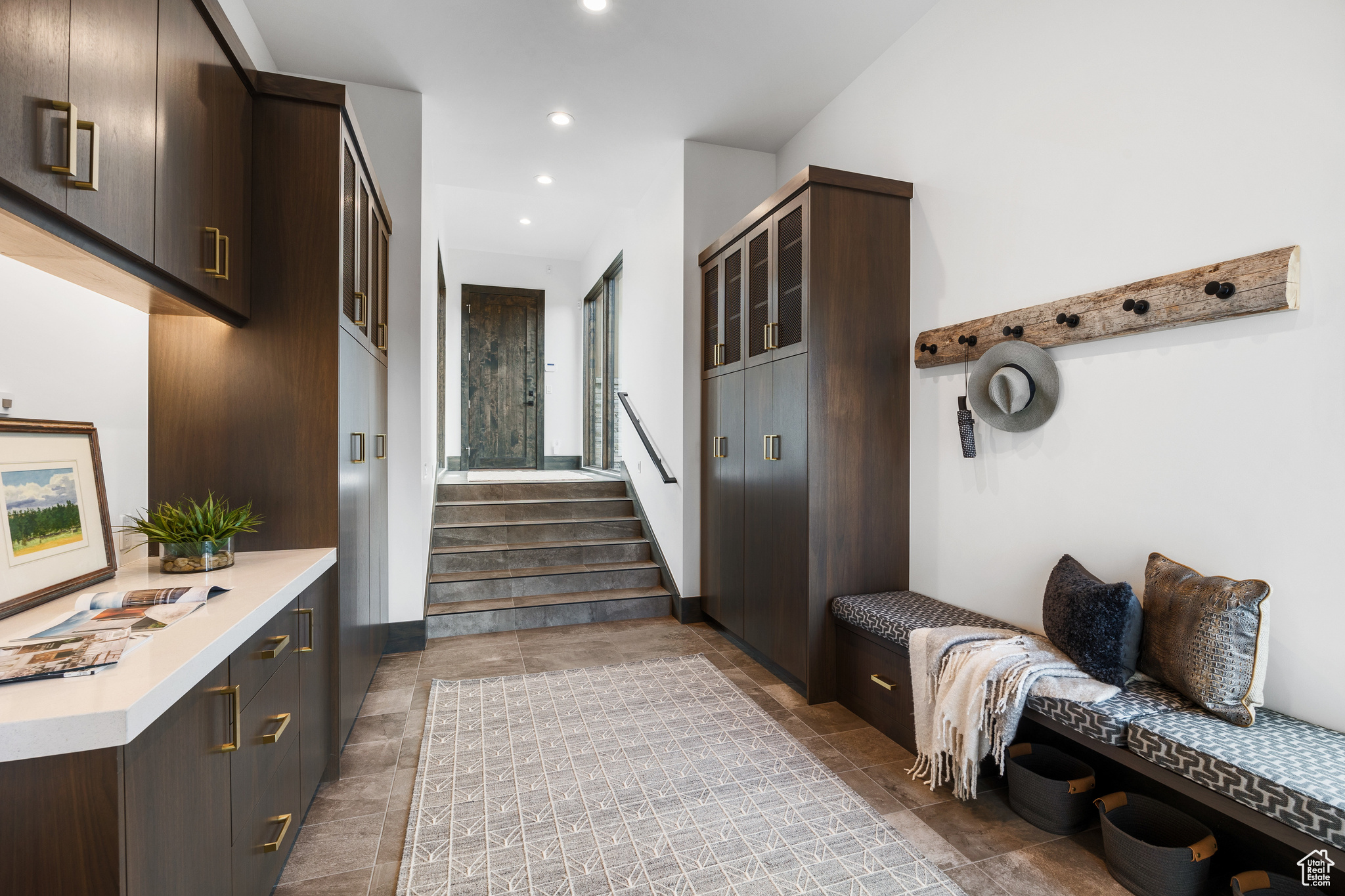 2446 E FLAT TOP MOUNTAIN DR #JH10