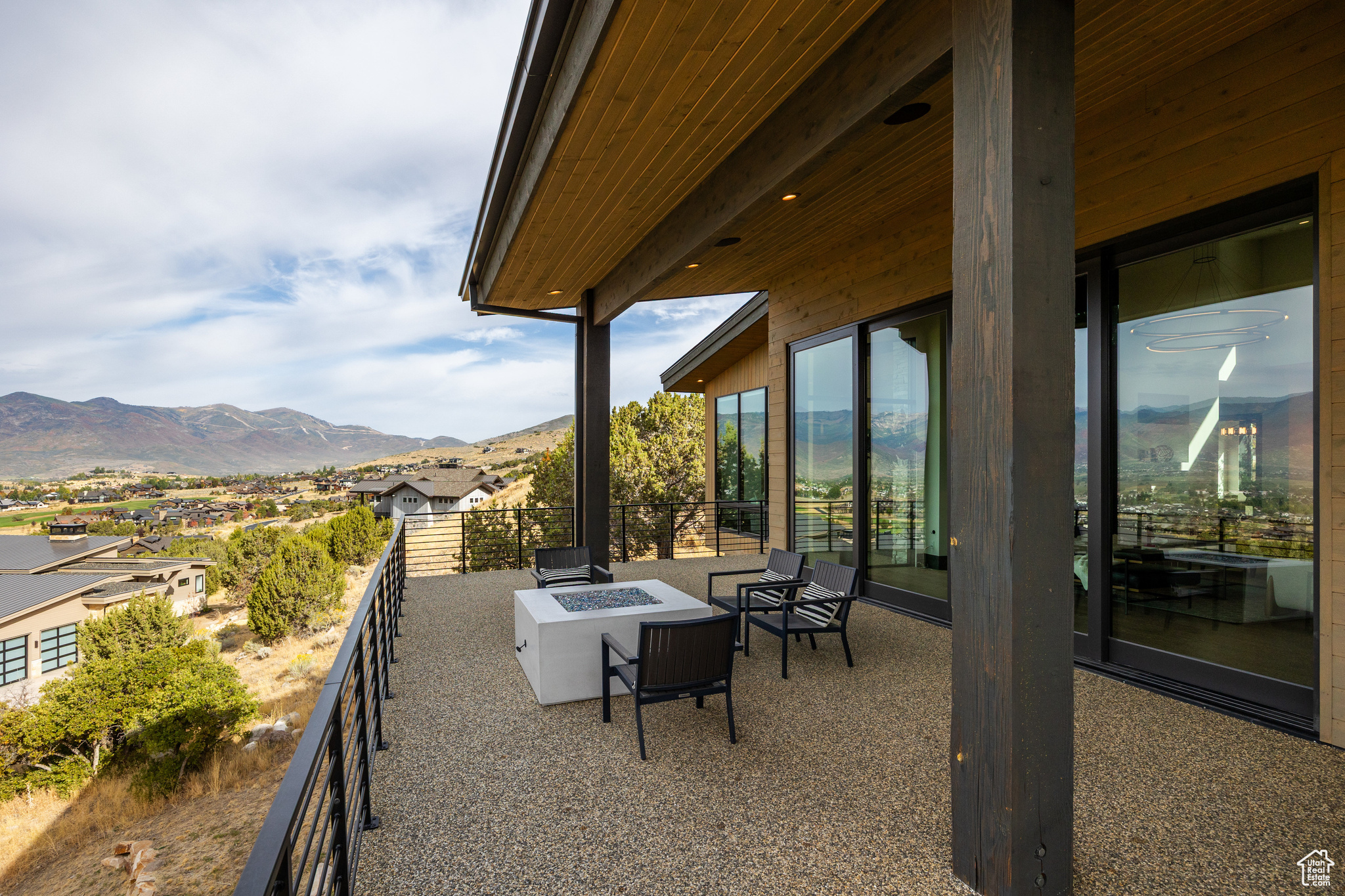 2446 E FLAT TOP MOUNTAIN DR #JH10