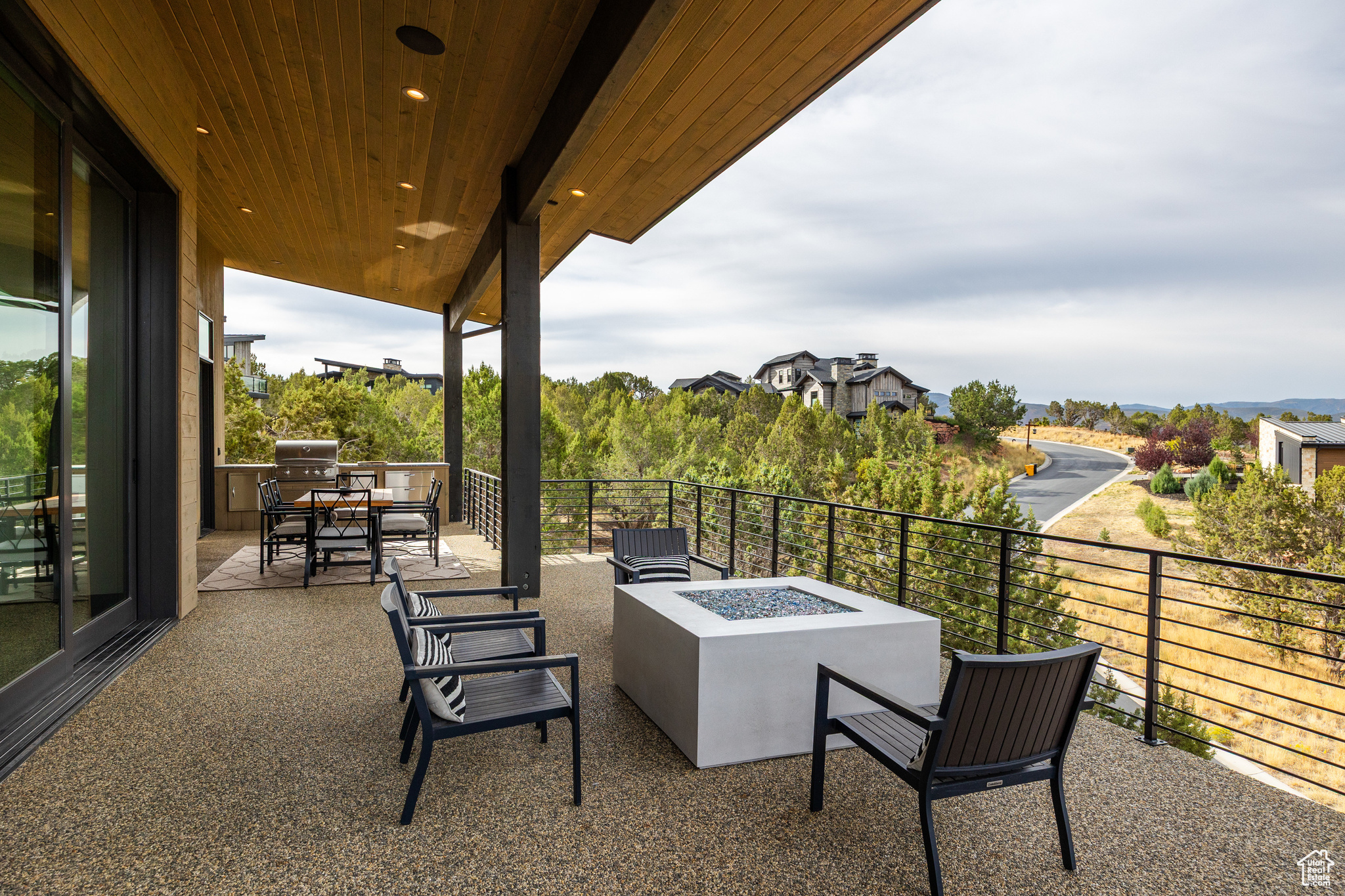 2446 E FLAT TOP MOUNTAIN DR #JH10