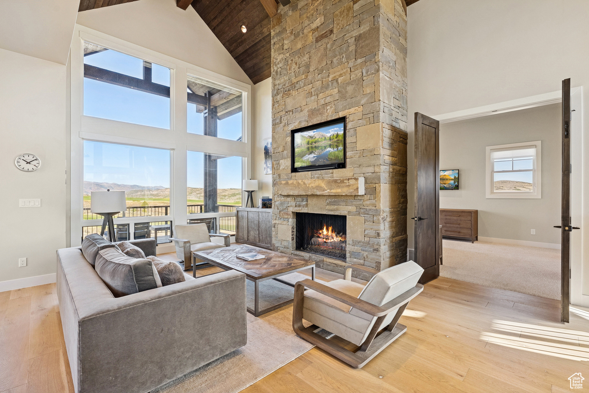 6573 E BROKEN STICK CT