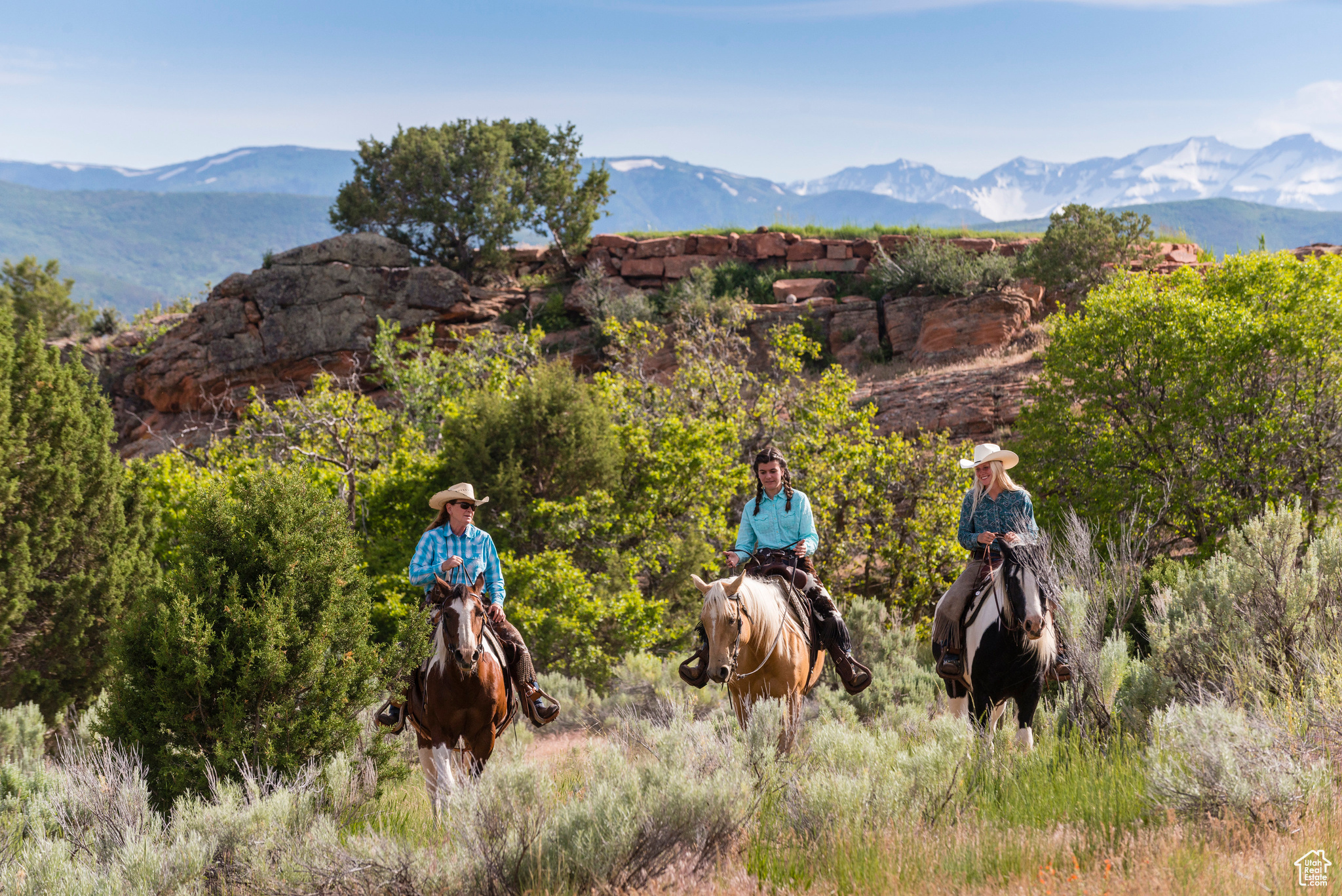 2157 E NOTCH MT CIR Unit: 352