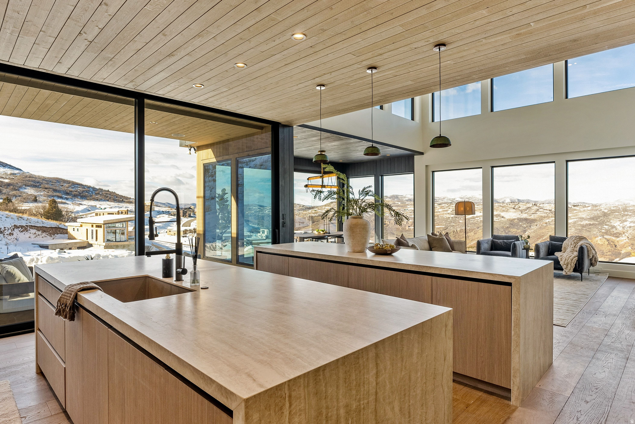 3972 E HARRIS WAY #112